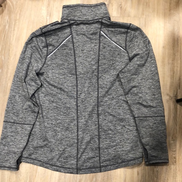 Zella workout top long sleeve grey 1X - Picture 3 of 3